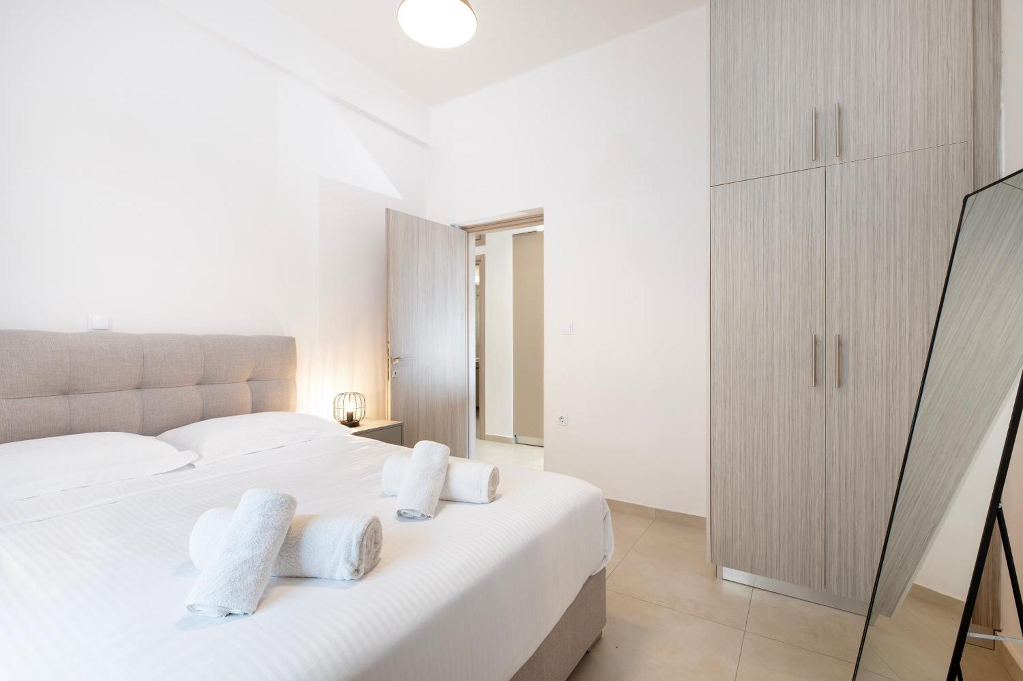 Spacious & Luxe 3br Downtown 1min To Kos-stad